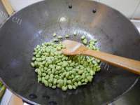 家常菜毛豆炒肉丝做法图解8)