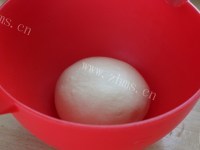 自制巧克力甜甜圈做法图解2)
