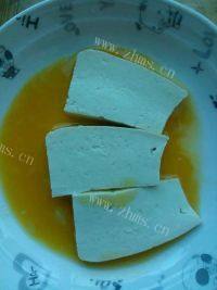 美味的虾仁豆腐做法图解3)