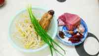 家常菜水煮肉片做法图解1)