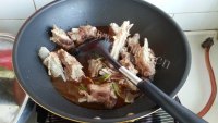 家常菜糖醋排骨做法图解7)