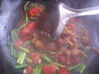 自制肉烧茄子做法图解12)