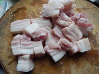 营养丰富的猪肉炖粉条的做法图解二