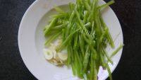 诱人的青椒肉丝做法图解3)
