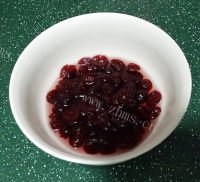 爽口的蔓越莓冰淇淋做法图解2)