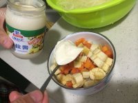 鲜美可口的水果沙拉做法图解6)