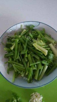 自己做的芹菜粉做法图解3)