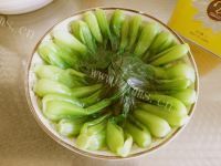 香喷喷的香菇油菜做法图解4)