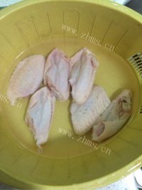 美味的炸鸡翅做法图解1)