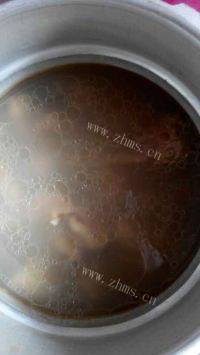 美味的红薯粉蒸肉做法图解2)