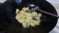 自制土豆烧牛腩做法图解14)