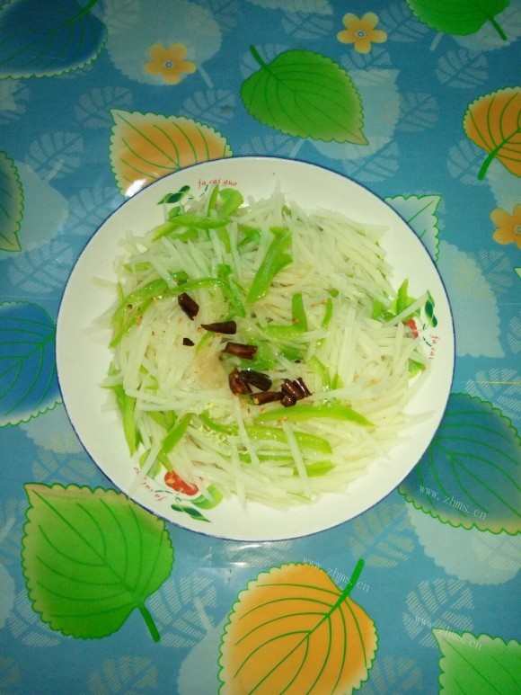 回味无穷的凉拌土豆丝
