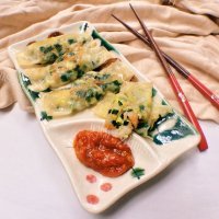 咸甜适中的韭菜鸡蛋煎饺做法图解10)