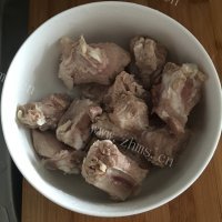 回味无穷的榴莲壳排骨汤做法图解3)