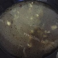美味营养的牛腩炖萝卜做法图解7)