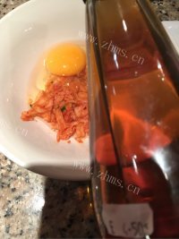 自制韩式泡菜饼做法图解4)