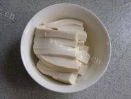 自己在家做小白菜豆腐汤做法图解1)