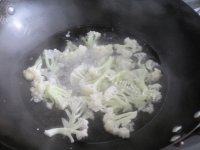 下饭的茄汁菜花做法图解1)