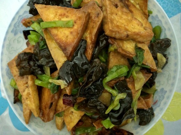 营养丰富的家常炒豆腐