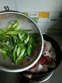 洋葱腊五花做法图解7)