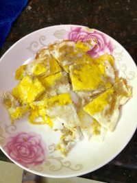 美味的鸡蛋番茄汤做法图解5)
