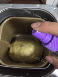 美味红糖话梅吐司做法图解12)