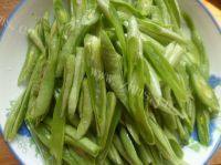 「自创」豆角炒肉做法图解2)