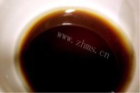 凉拌猪皮做法图解3)