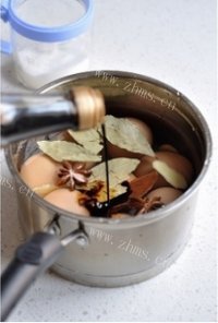 唇齿留香的卤鸡蛋做法图解2)