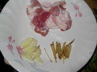 家常菜四季豆炒猪肉做法图解3)
