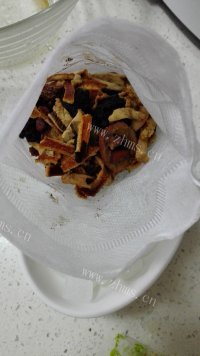 色香味俱全的酸梅汤做法图解2)