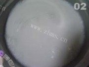 香气浓郁的鲜虾肠粉做法图解2)
