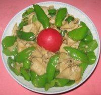 让人怀念的尖椒干豆腐