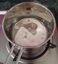 美味肉松黄金蛋糕卷做法图解3)