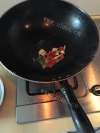 家常红烧猪血菠菜做法图解5)