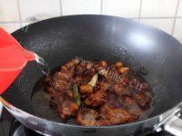 家常菜干豆角烧肉做法图解10)