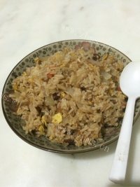 美味的洋葱蛋炒饭