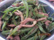 豆角炒肉丝