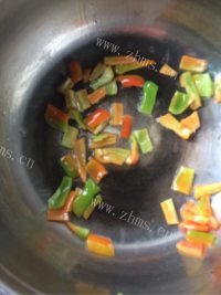 美味的凉拌毛豆做法图解4)