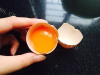 美味的黑椒芝士牛油果做法图解3)