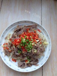美味的油泼金针鸡胗做法图解5)
