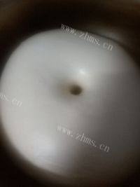 最爱的泡浆椰蓉小面包做法图解3)
