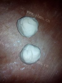 自制油酥大饼做法图解7)