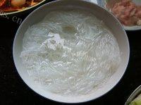 简单易做的粉丝蒸扇贝做法图解2)