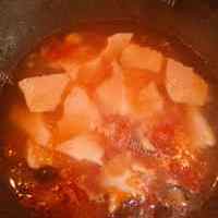 好喝的番茄豆腐香菇汤的做法图解二