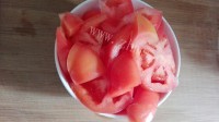 美味的西红柿鸡蛋汤面做法图解1)