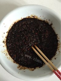 养生红糖玫瑰姜枣膏做法图解10)