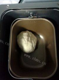 十分诱人的猪肉白菜包子做法图解2)