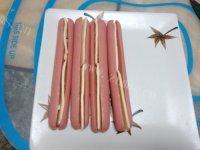 自己做的油炸火腿肠做法图解4)