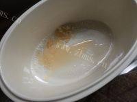 冬瓜薏米骨头汤的做法图解二